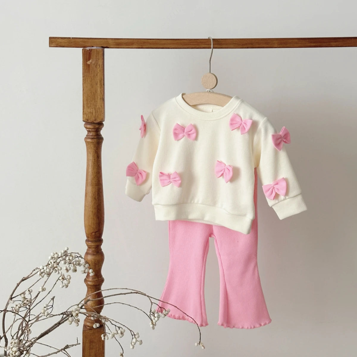 Conjunto infantil de niña de lazos